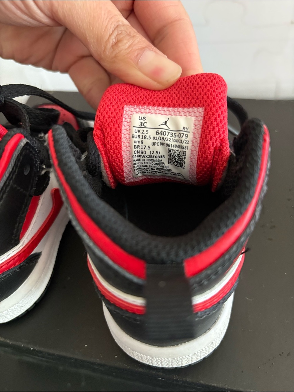 Nike Toddler High-Top Sneakers in Red, Black, White - Picture 5 of 5